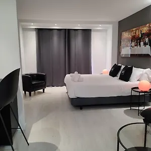 Apart-hotel Urban Spaces