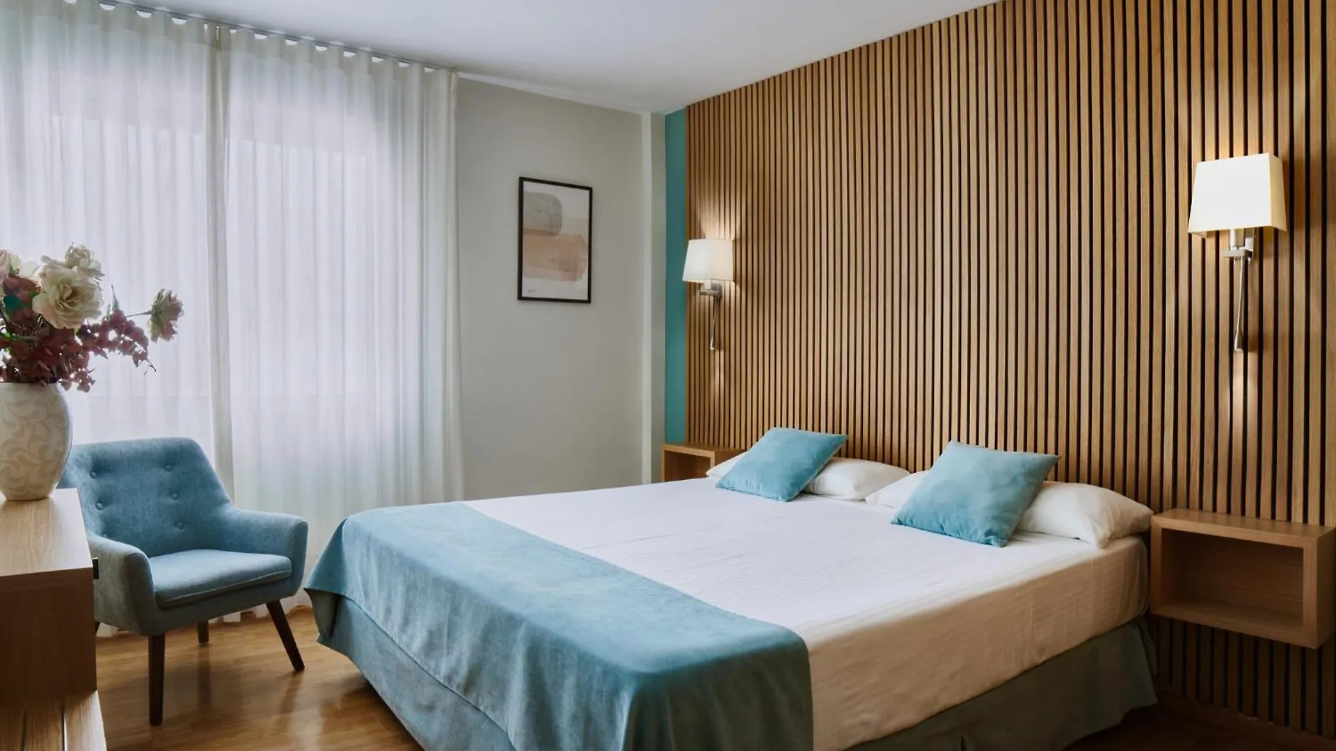 Reyes Catolicos Hotel Seville 3*,  Spain